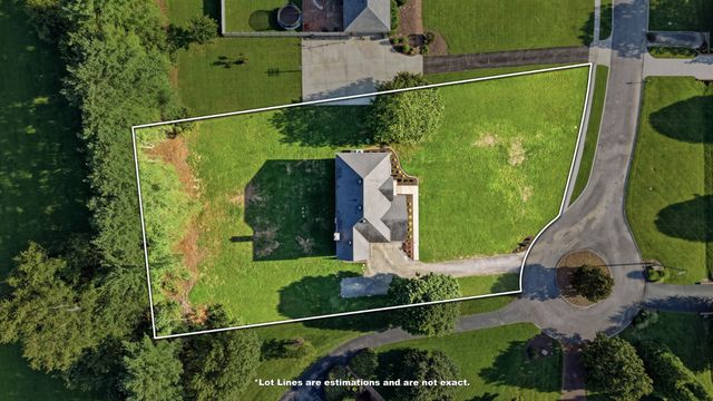 108 Kings Pl, Tullahoma, TN 37388