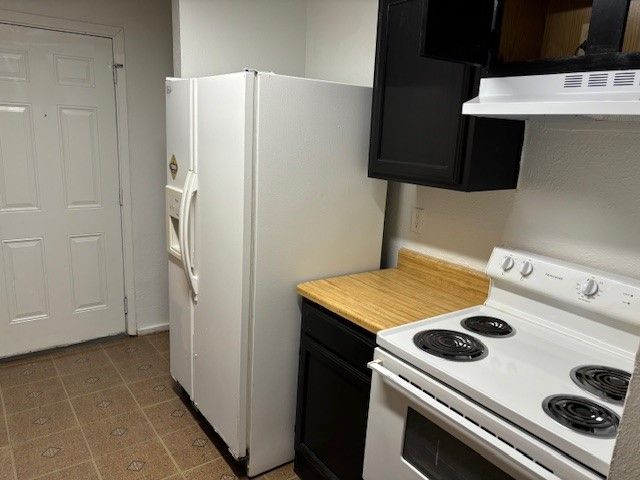 10007 Candlewood Place, Dallas, TX 75217