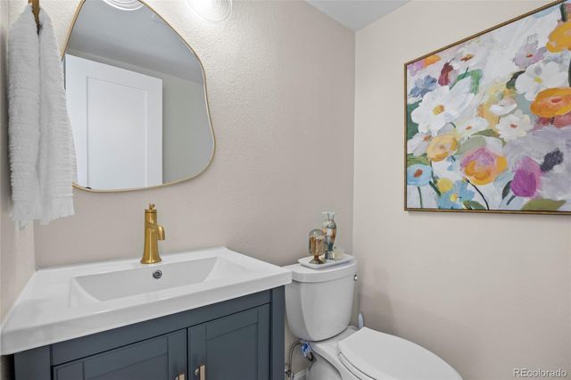 5984 S Monaco Way, Centennial, CO 80111