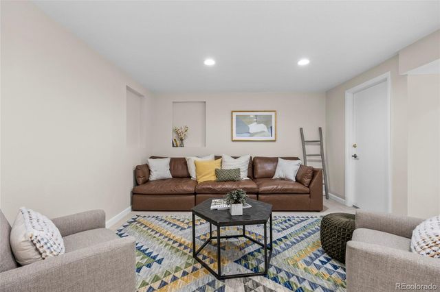 5984 S Monaco Way, Centennial, CO 80111