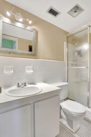 2050 NE 39th Street N313, Lighthouse Point, FL 33064