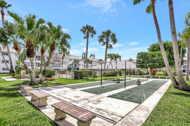 2050 NE 39th Street N313, Lighthouse Point, FL 33064