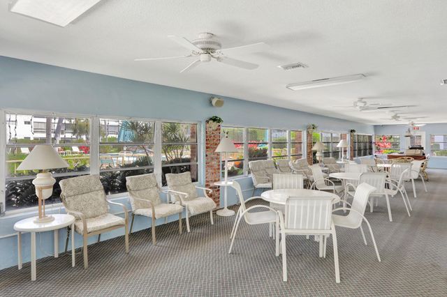 2050 NE 39th Street N313, Lighthouse Point, FL 33064