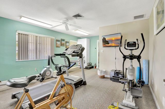 2050 NE 39th Street N313, Lighthouse Point, FL 33064