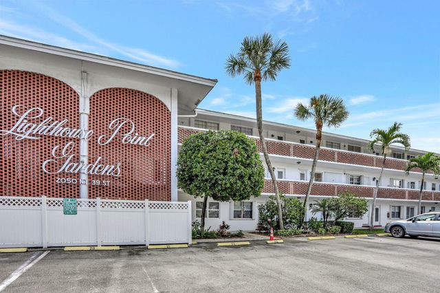 2050 NE 39th Street N313, Lighthouse Point, FL 33064