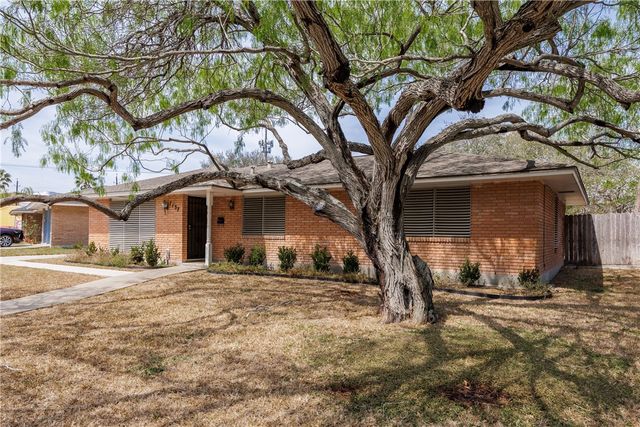 1137 Bradshaw Dr, Corpus Christi, TX 78412