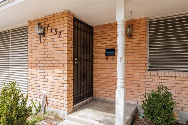1137 Bradshaw Dr, Corpus Christi, TX 78412