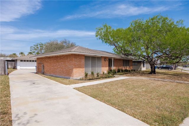 1137 Bradshaw Dr, Corpus Christi, TX 78412