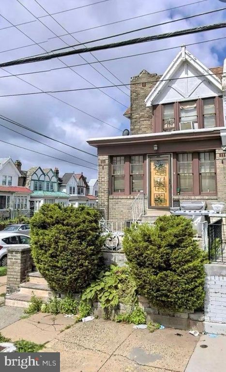 5800 N 15TH ST, Philadelphia, PA 19141