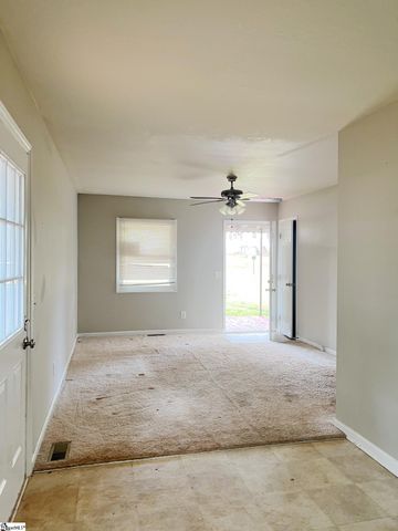 7 Woodhaven Drive, Liberty, SC 29657