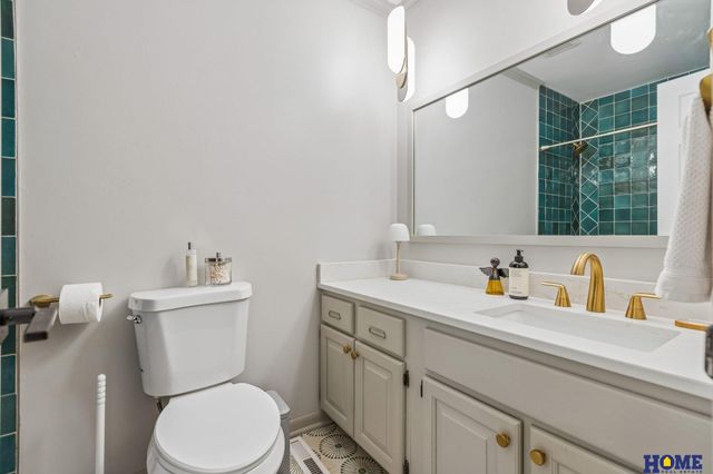 12958 Miami Circle, Omaha, NE 68164