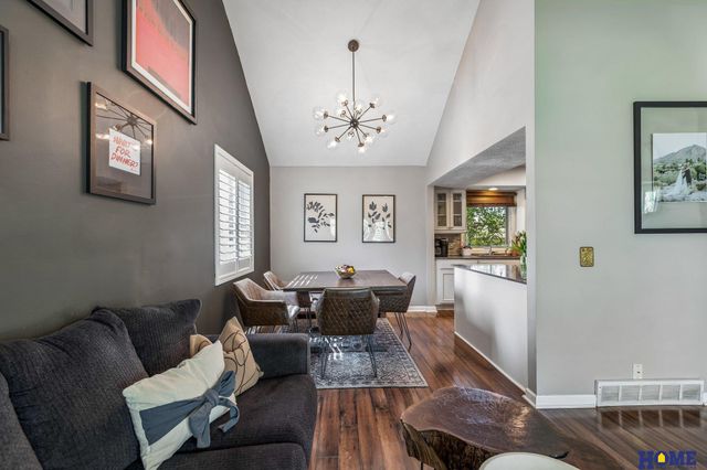 12958 Miami Circle, Omaha, NE 68164