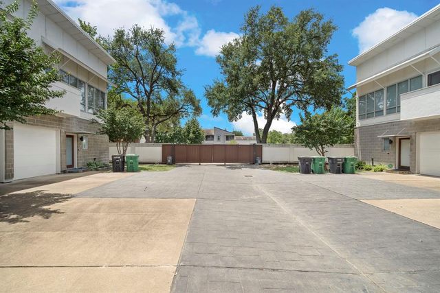 5920 Fairdale Lane 7, Houston, TX 77057