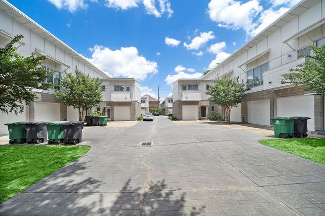 5920 Fairdale Lane 7, Houston, TX 77057