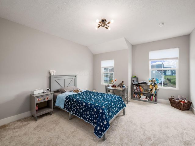 6496 Orangeberry Road, Hilliard, OH 43026