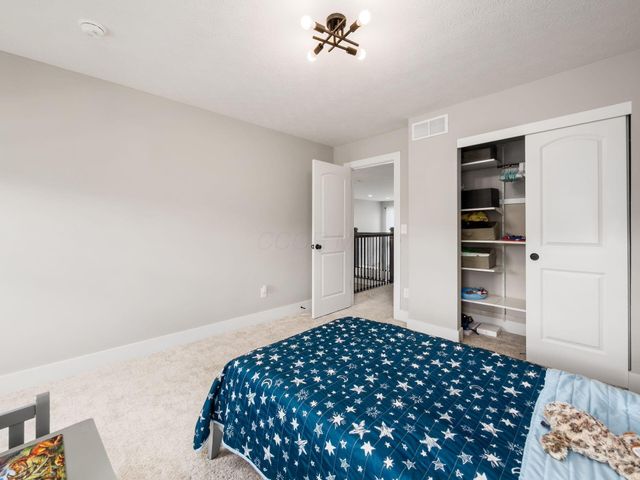 6496 Orangeberry Road, Hilliard, OH 43026