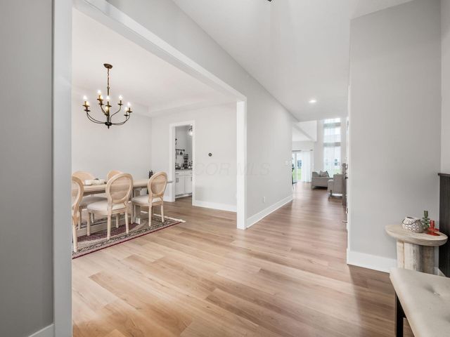 6496 Orangeberry Road, Hilliard, OH 43026