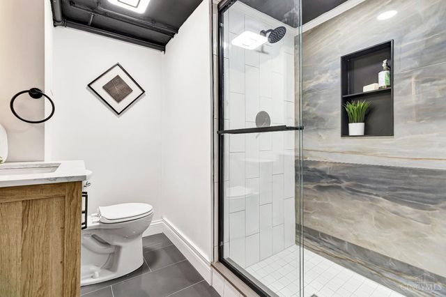 6201 Kennedy Avenue, Cincinnati, OH 45213