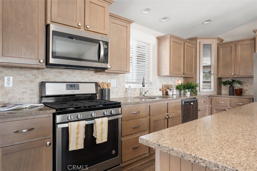 Image 14 of property listing at 2239 Black Canyon Rd 41, Ramona, CA 92065