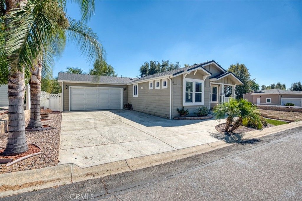 Image 2 of property listing at 2239 Black Canyon Rd 41, Ramona, CA 92065