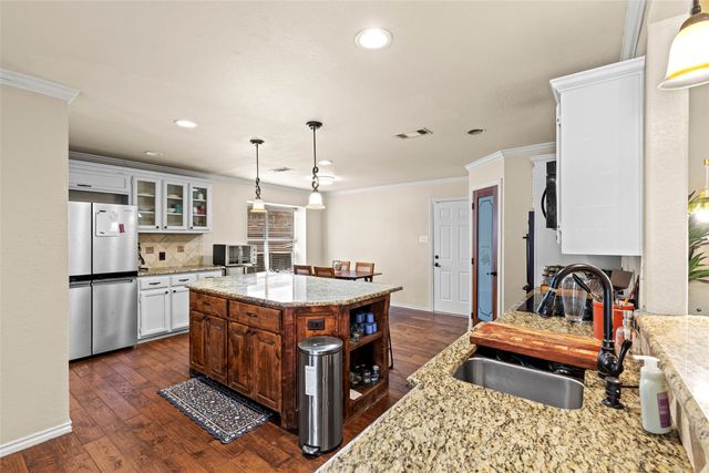 7732 Sagebrush Court N, North Richland Hills, TX 76182