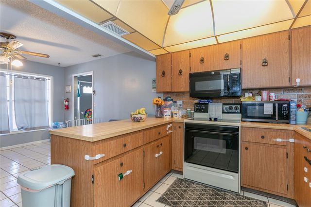 2710 38TH STREET W, Bradenton, FL 34205