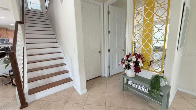 5233 DOVE TREE STREET, Orlando, FL 32811
