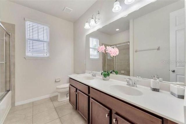 5233 DOVE TREE STREET, Orlando, FL 32811