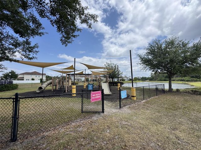 5233 DOVE TREE STREET, Orlando, FL 32811