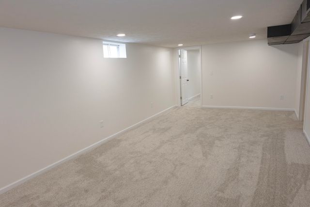 2746 AVE L, Council Bluffs, IA 51501
