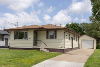 2746 AVE L, Council Bluffs, IA 51501