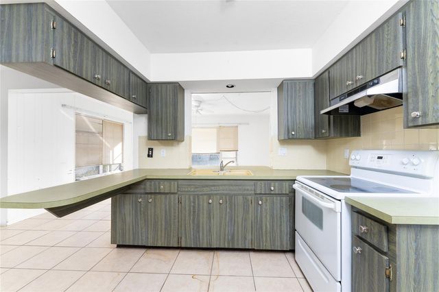 1497 OVERBROOK ROAD, Englewood, FL 34223