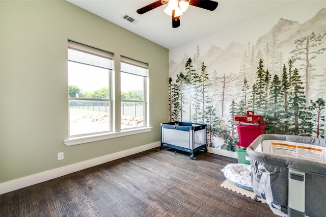 650 Cypress Point Drive, Gunter, TX 75058