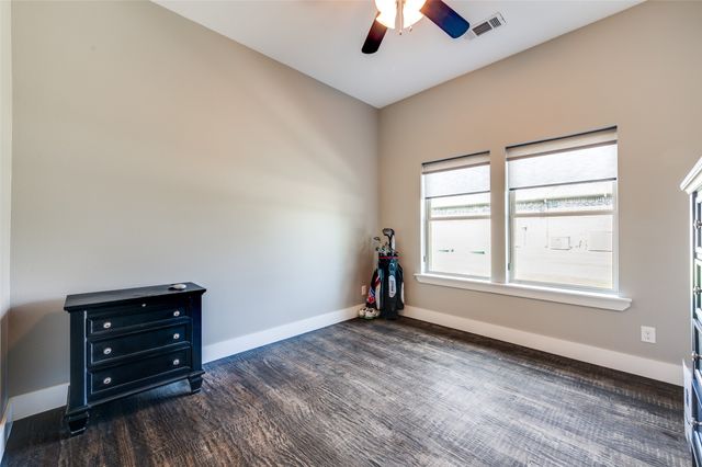 650 Cypress Point Drive, Gunter, TX 75058