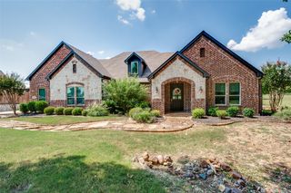 650 Cypress Point Drive, Gunter, TX 75058