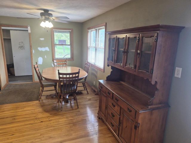 19 E Auburn Drive, Beloit, WI 53511