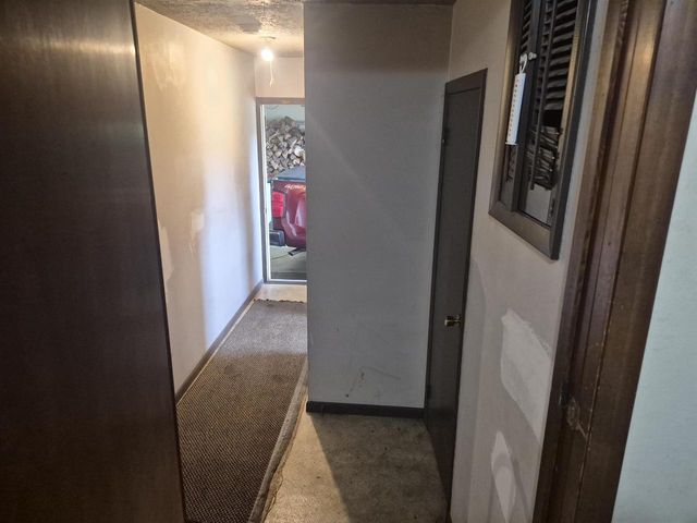 19 E Auburn Drive, Beloit, WI 53511