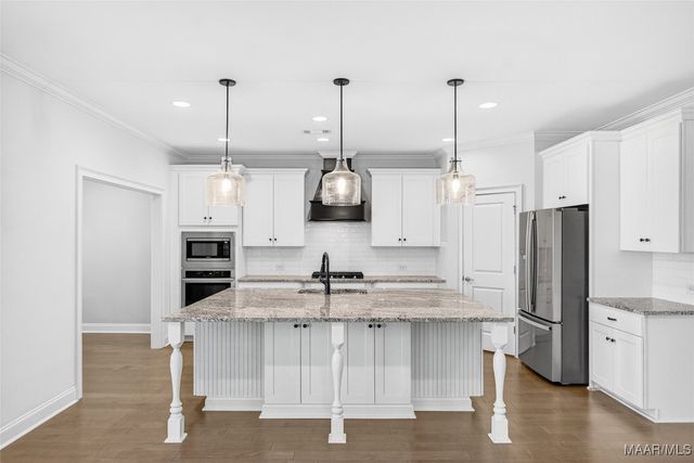 60 Ava Lane, Wetumpka, AL 36093