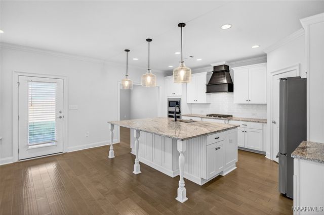 60 Ava Lane, Wetumpka, AL 36093