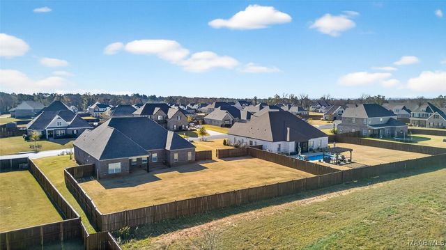 60 Ava Lane, Wetumpka, AL 36093