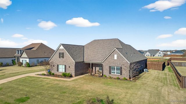 60 Ava Lane, Wetumpka, AL 36093