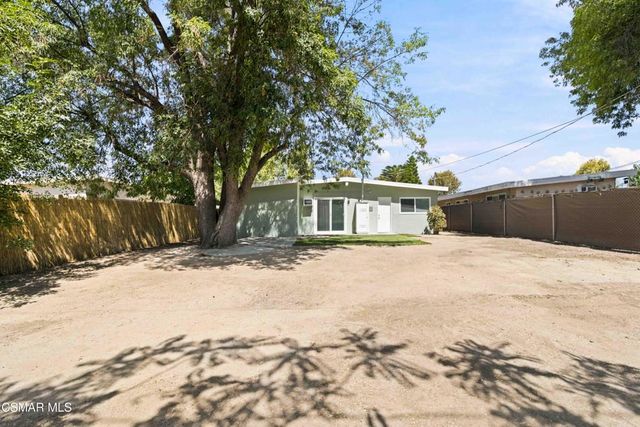 4328 Shopping Lane, Simi Valley, CA 93063