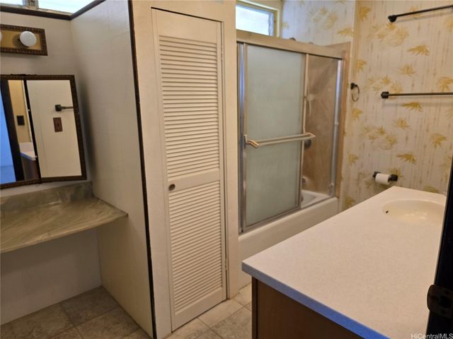 94-222 Kalalani Place, Mililani, HI 96789