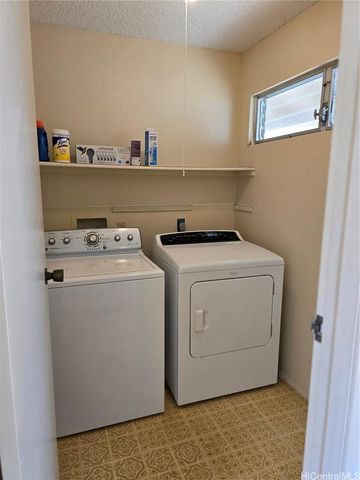 94-222 Kalalani Place, Mililani, HI 96789
