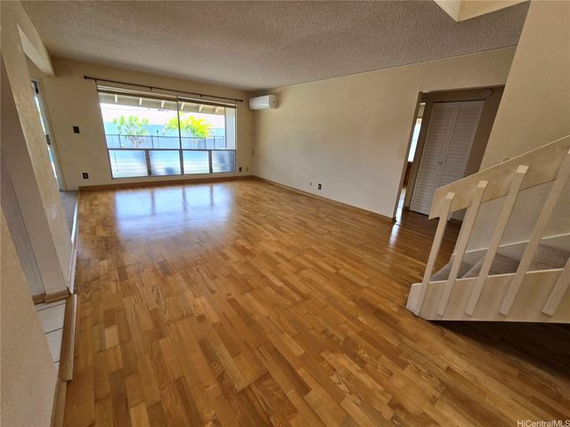 94-222 Kalalani Place, Mililani, HI 96789