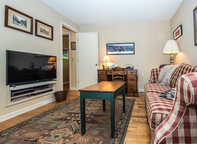 56 Blue Cat Lane, Castleton, VT 05735