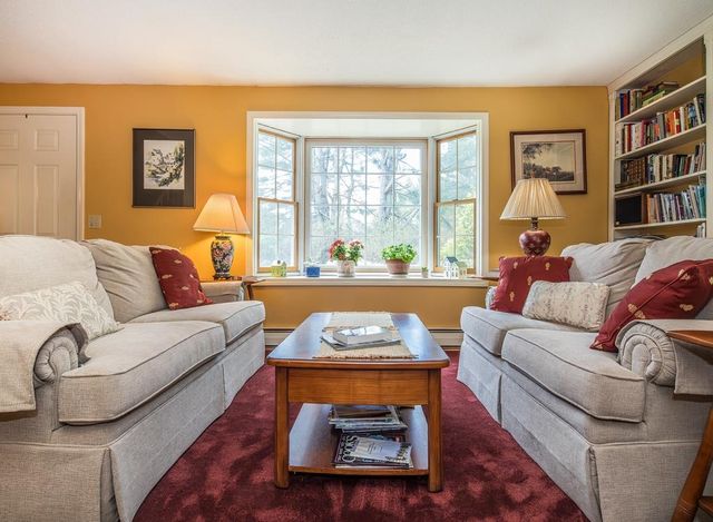 56 Blue Cat Lane, Castleton, VT 05735