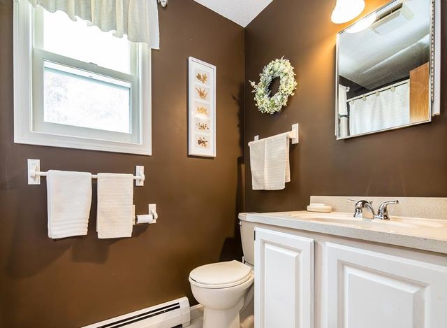 56 Blue Cat Lane, Castleton, VT 05735