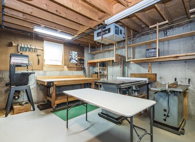 56 Blue Cat Lane, Castleton, VT 05735