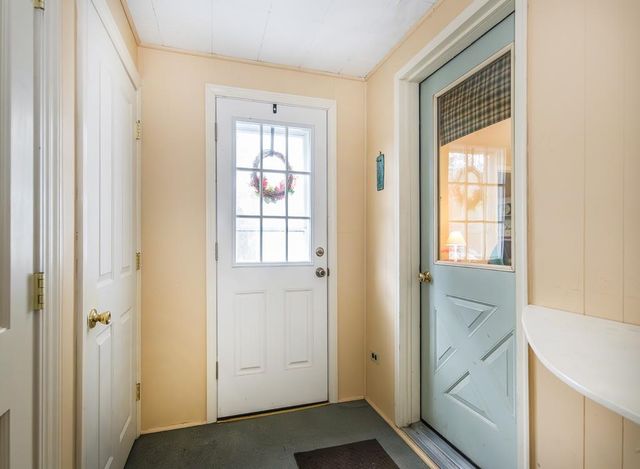 56 Blue Cat Lane, Castleton, VT 05735
